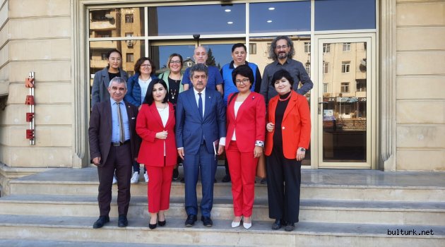 Türk Dünyası Gazeteciler Federasyonu Filmlerini Gösterimlerine Azerbaycan Bakü’de başladı.