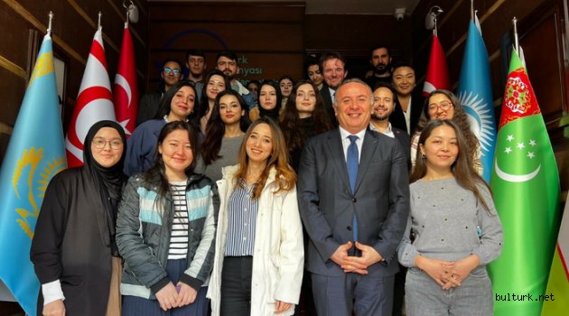 Türk Dünyası Siyaset ve Liderlik Akademisi programı devam ediyor